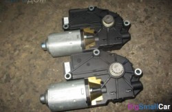 Моторчик люка (61 Общее э/оборудование автомобиля) 67616922257