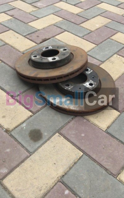 Передние тормозные диски Kia Cerato 1